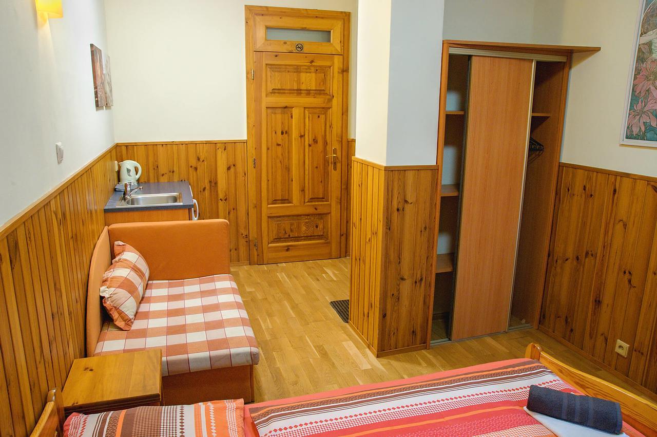 Penzion Pod Branou Poprad Ngoại thất bức ảnh